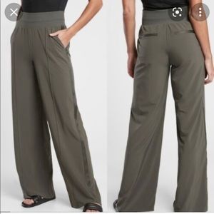 Athleta Nolita wide leg pants - Sz 6